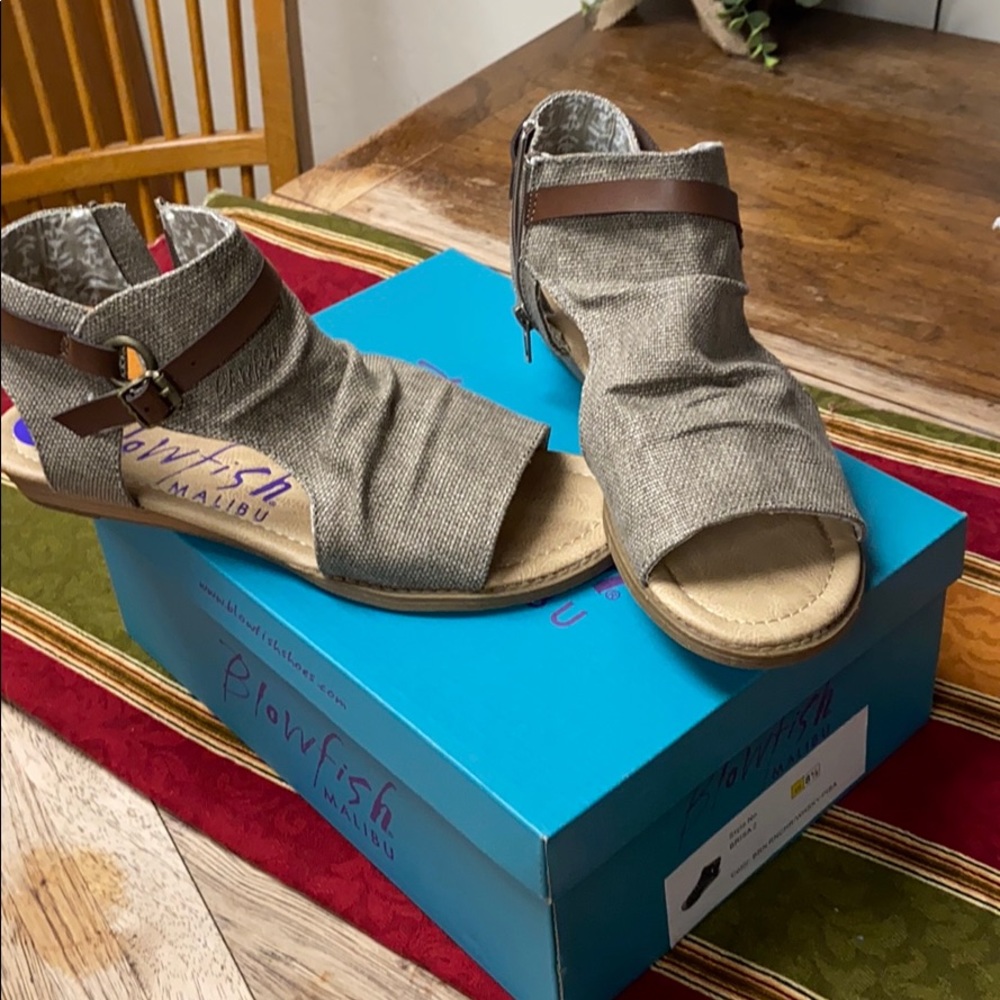 Summer sandals